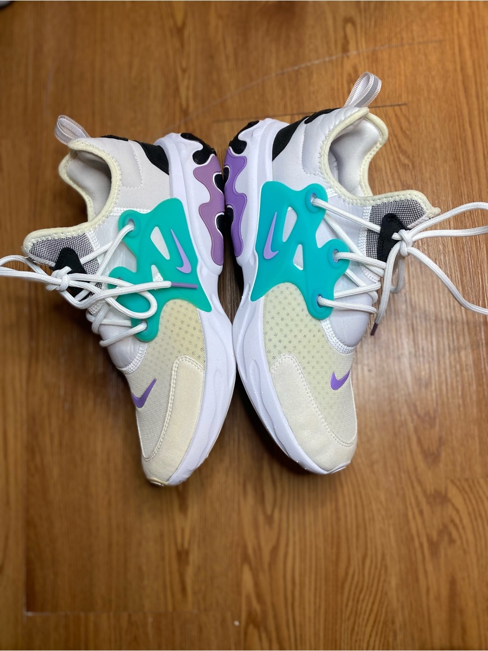 Nike Kids Sneakers in Cream, Teal & Purple